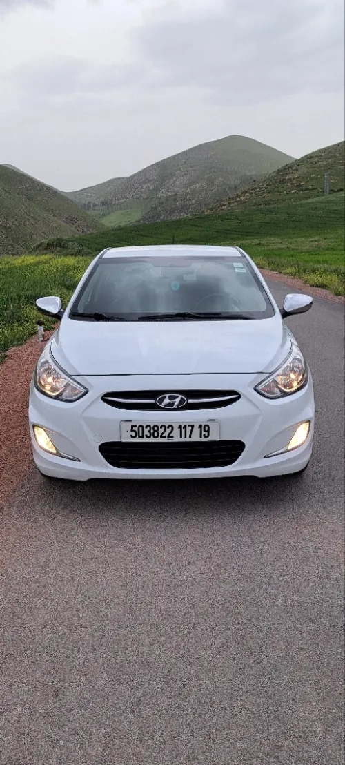 Hyundai Accent RB  4 portes 2017 Accent RB  4 portes