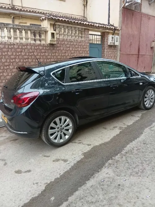 Opel Astra 2017 COSMO