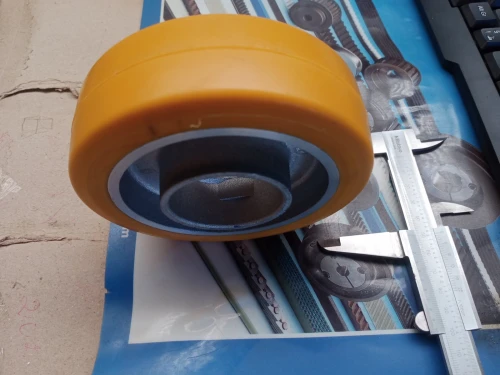 ROUE ROULETTE CHARIOT