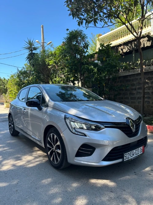 Renault Clio 5  2023 Equilibre