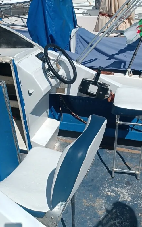 À vendre bateau Glastron CSV 171 Medium Day avec moteur Mariner 90 CV