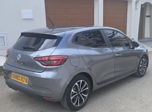 Renault Clio 5  2023 Evolution