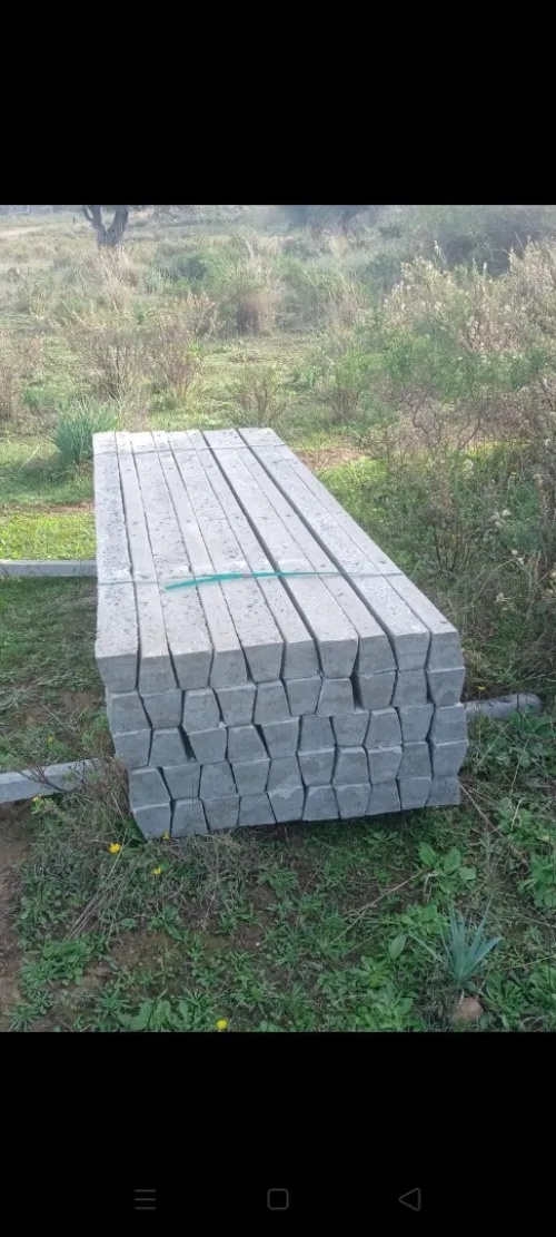 poteau clôture en béton أعمدة خرسانية للتسييج