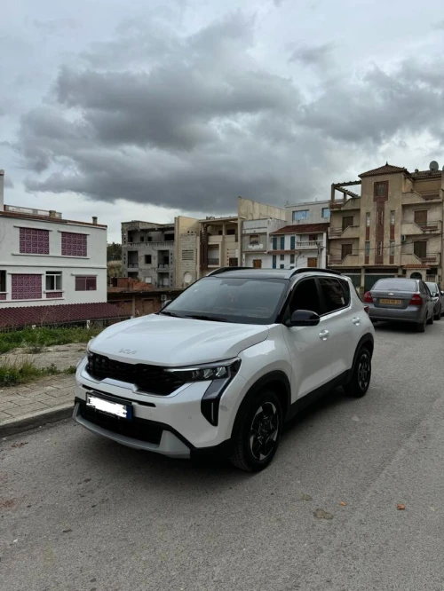 Kia Sonet  2025 Luxury full option
