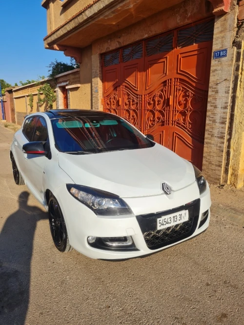 Renault Megane 3 2013 Black touche