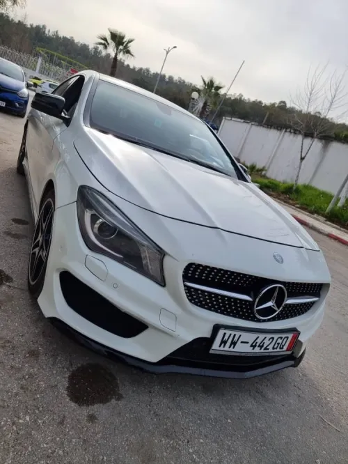 Mercedes CLA 2014 Coupé Exclusif +