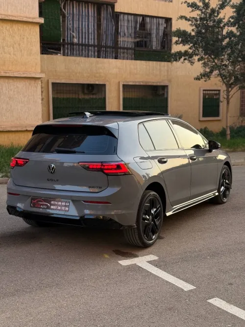 Volkswagen Golf 8 2025 R Black Edition 