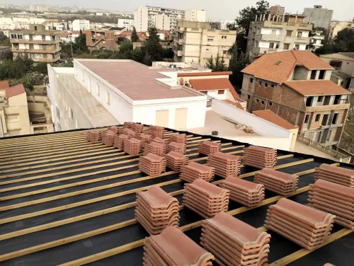 تركيب القرميد Charpent en bois