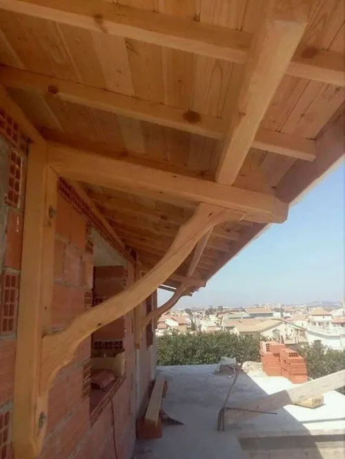 تركيب القرميد Charpent en bois