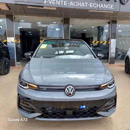 Volkswagen Golf 8.5 2025 Blak edition