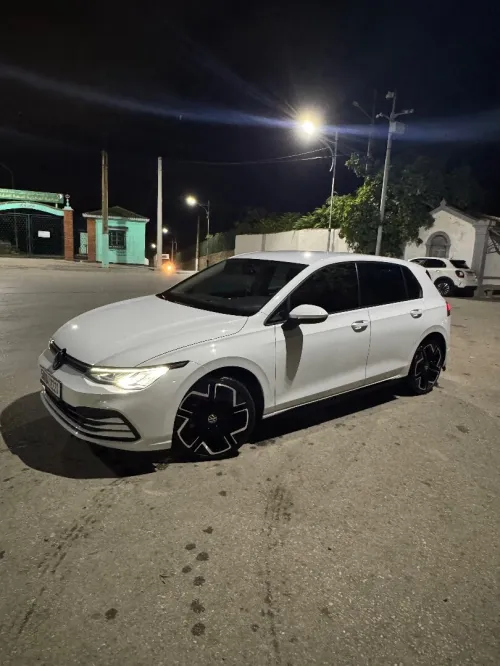 Volkswagen Golf 8 2022 Active
