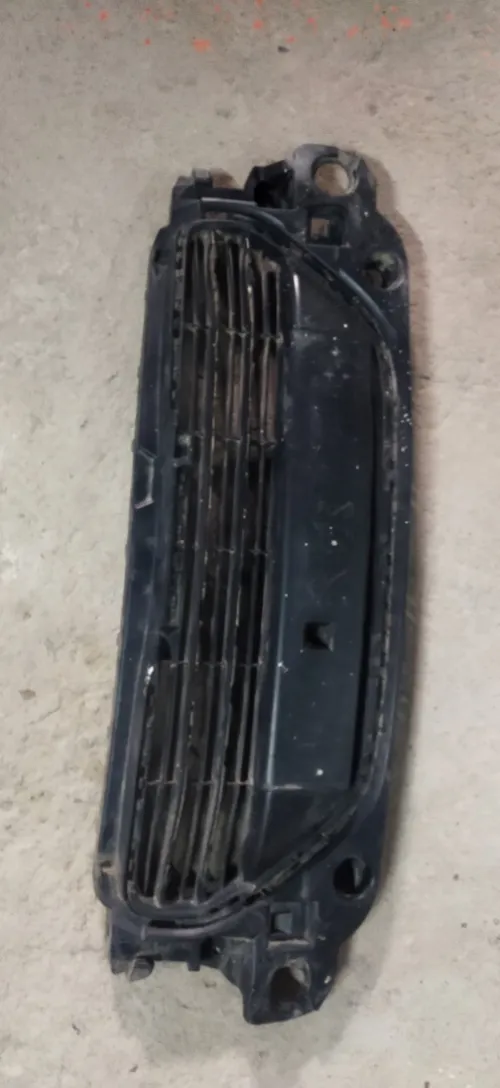 calandre peugeot 301 