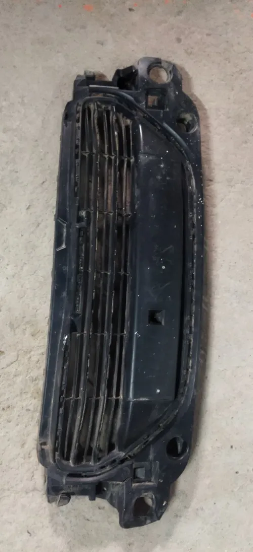 calandre peugeot 301 