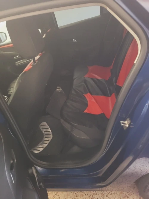 Peugeot 208 2021 208