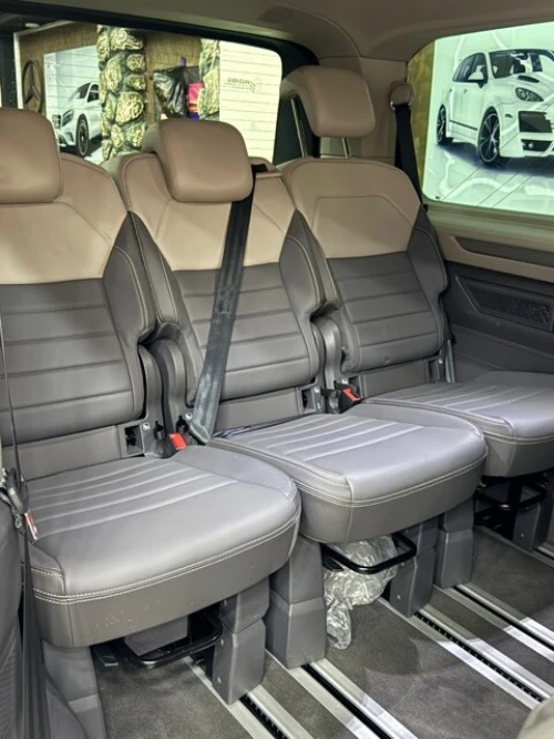 Volkswagen Multivan 2025 