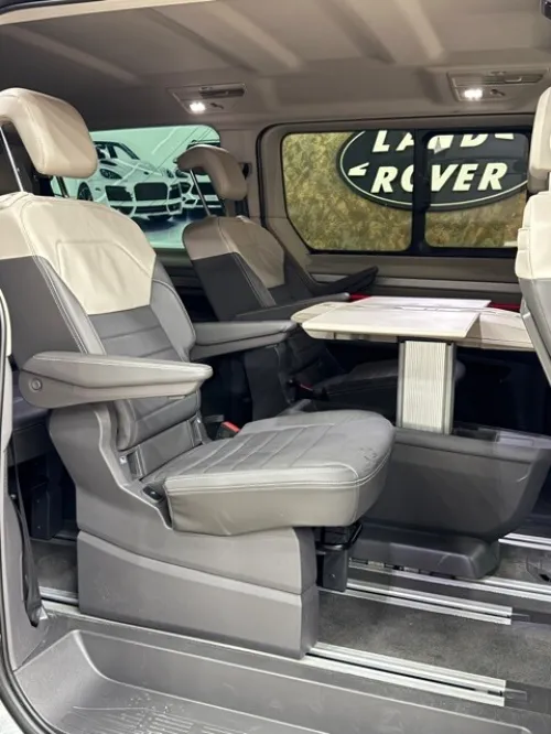Volkswagen Multivan 2025 