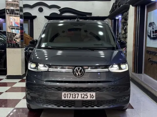 Volkswagen Multivan 2025 
