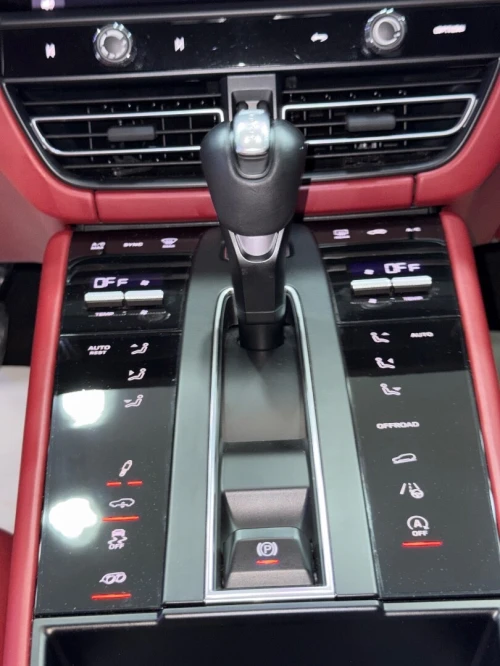 Porsche Macan 2024 T