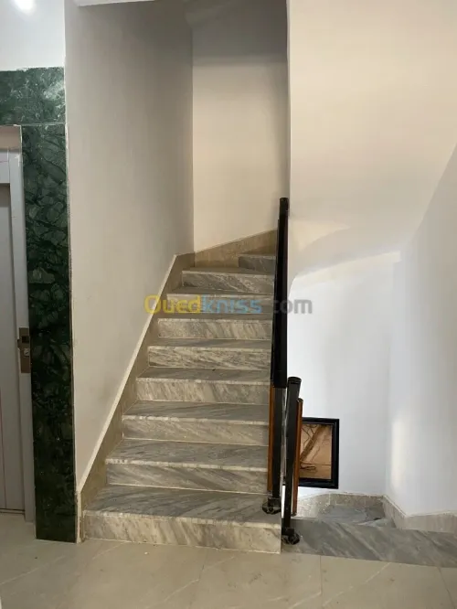 Vente Appartement F4 Alger Dely brahim