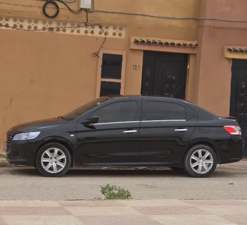 Peugeot 301 2015 pack luxe 