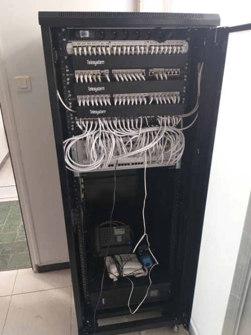 Instalateur reseaux et caméra 