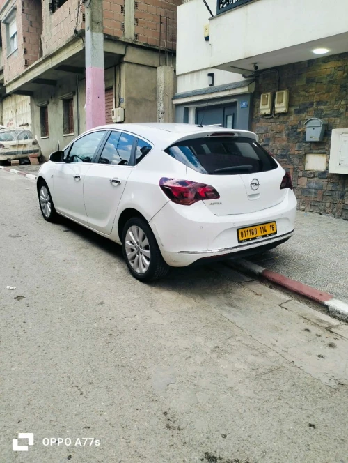 Opel ASTRA J 2014 Cosmo