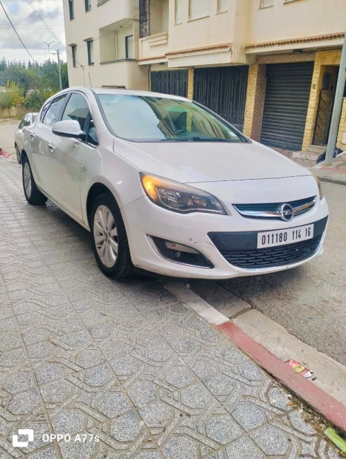 Opel ASTRA J 2014 Cosmo
