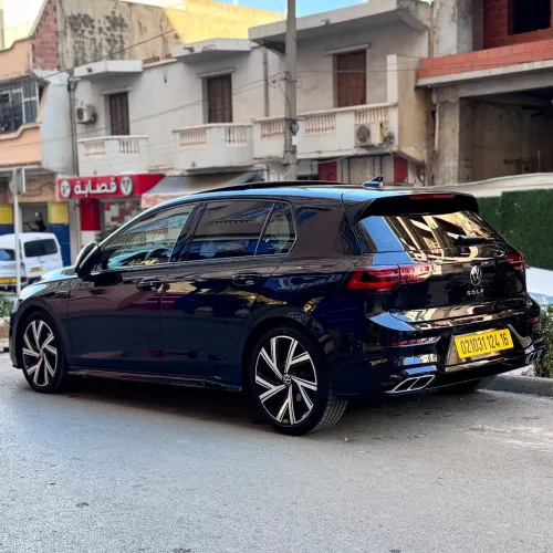 Volkswagen Golf 8 2024 R-Line