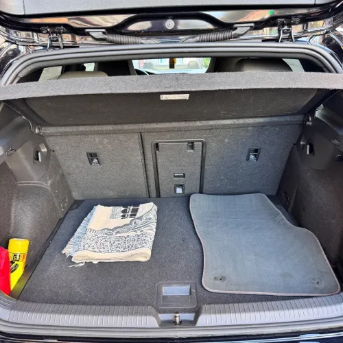 Volkswagen Golf 8 2024 R-Line