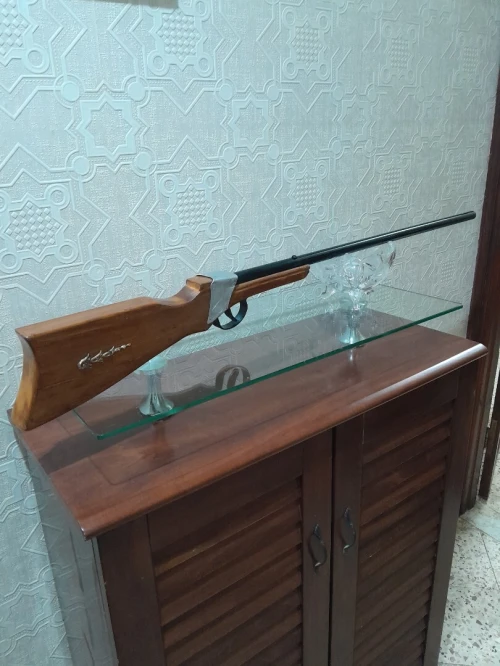 Fusil decoration
