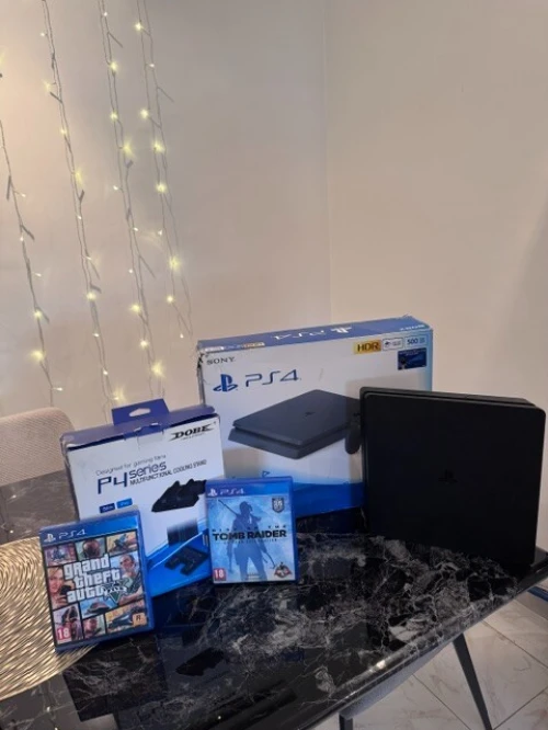 PS 4 slim 500g version 13.50