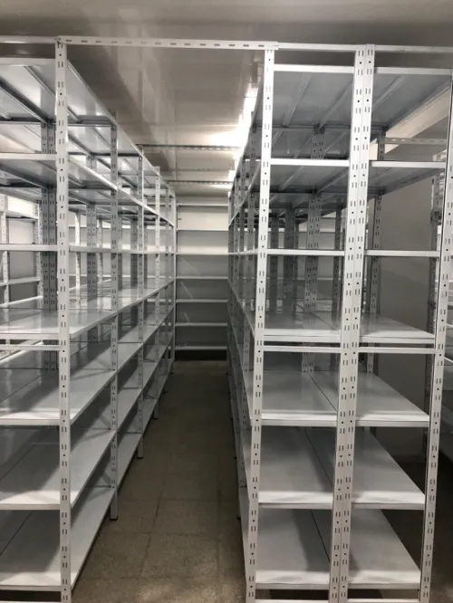 Équipement magasin /boîte aux lettres /rayonnage lour mi lourd leger/armoire métallique