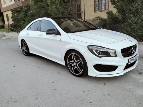 Mercedes CLA 2016 Coupé Exclusif + AMG 