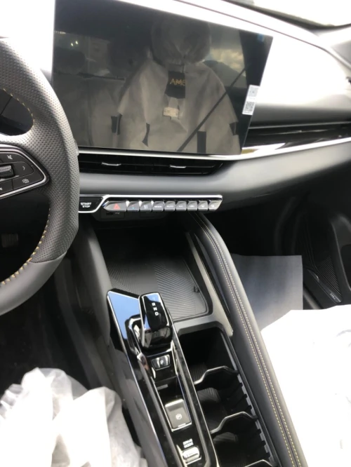 Geely Coolray 2026 