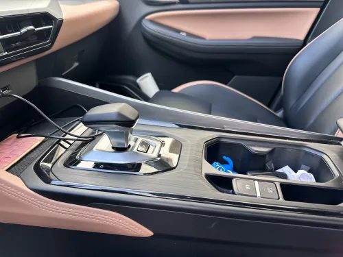 Geely X6 Pro  2025 Luxury 