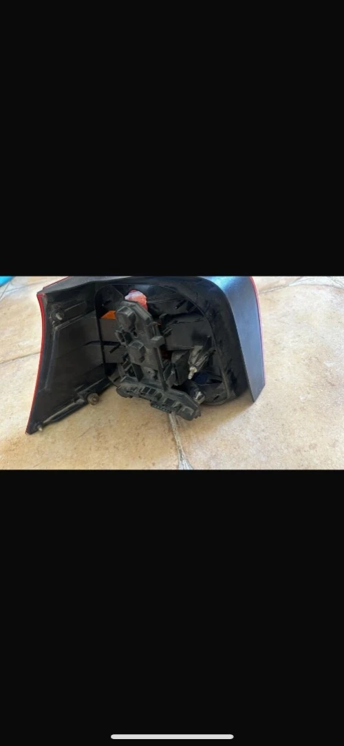 Feux arrière golf 4 côté droite 