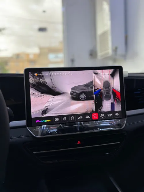 Volkswagen Passat 2025 Pro