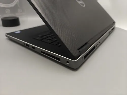 Dell Precision 7730 Carbon Workstation RADEON PRO WX 4150 i7 8750H 8th 32GB 512GB SSD 17.3" FHD
