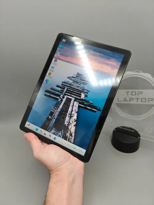 Microsoft Surface Go 3 Détachable 4G LTE i3 10th 8GB 128GB SSD 10.5" FHD+ TACTILE