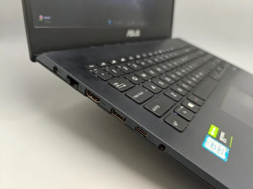 Asus VivoBook Gaming i7 9750H 16GB 512GB SSD NVIDIA GTX 1650 15.6" FHD 120HZ
