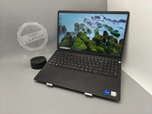 Dell Vostro 15 3520 i7 1255u 12eme 16GB 512GB SSD 15.6" FULL HD IPS