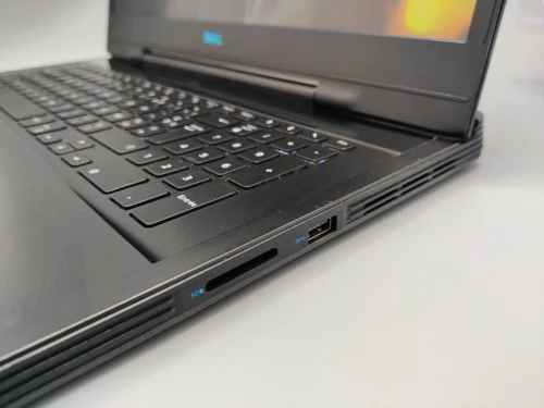 VENDU DELL G7 Gaming i7 8750H NVIDIA RTX 2060 6GB 16GB 256 SSD 1TB HDD 17.3 144HZ