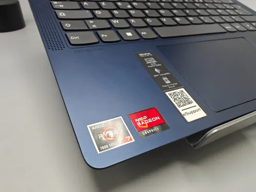 Lenovo IdeaPad Flex 5 x360 Convertible Ryzen 7 7730U 16GB RAM 512GB SSD 14" FHD TACTILE AMD Radeon 2GB