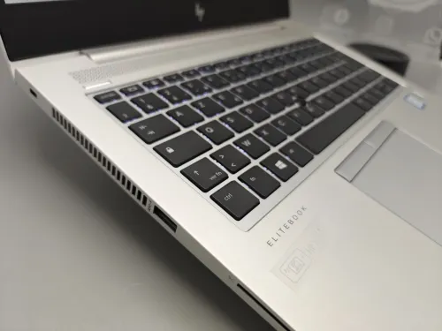 Hp EliteBook 830 G6 i5 8365u 8eme 16GB 512GB SSD 13.3" Full HD IPS 