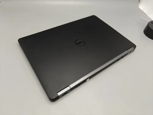 Dell Latitude E7470 SLIM CARBON i5 6300U 6eme 8GB 256GB SSD NVMe 14" FULL HD AZERTY FRANÇAIS 