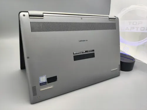 VENDU Dell Latitude 3301 Ultra Slim i5 8265u 8th 8GB 256GB SSD 13.3" FULL HD IPS 