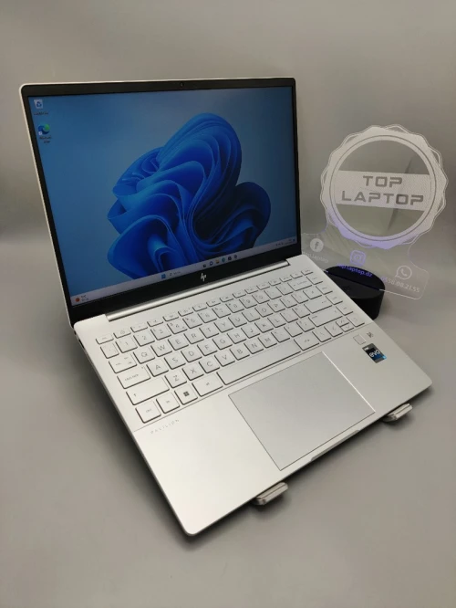 HP Pavilion Plus 14 i5 1340P EVO 13eme 2K QHD 8GB DDR5 512GB SSD 14" QHD