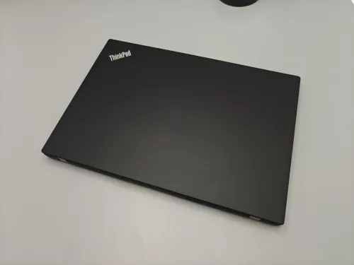 Lenovo Thinkpad X13 Gen 1 i5 10310U vPro 10eme 16GB 256GB SSD NVME 13.3" FHD IPS