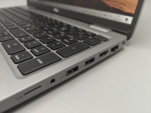Dell Latitude 5540 i5 1345u vPRO 13eme 16GB 512GB SSD 15.6" FULL HD IPS