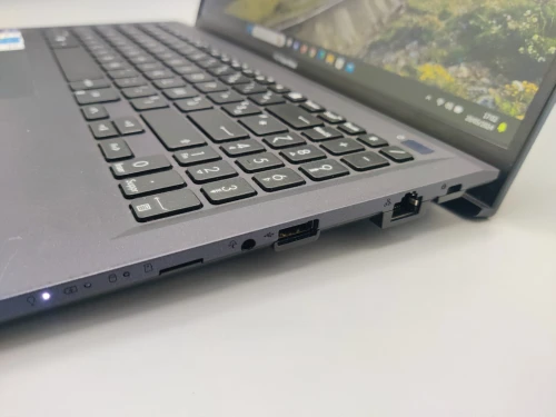 Asus Expertbook i7 1165G7 11eme 16GB 512GB SSD NVME 15.6" FULL HD IPS 